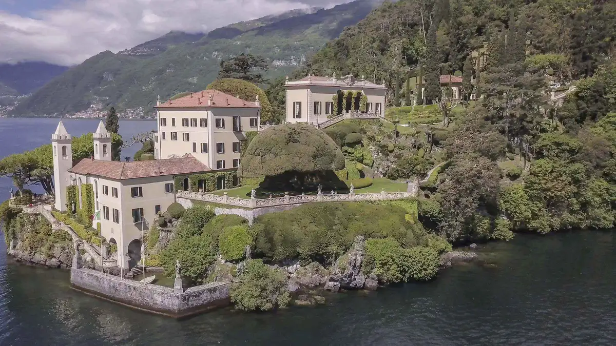 Loggia and interior rooms of Villa del Balbianello above Lake Como