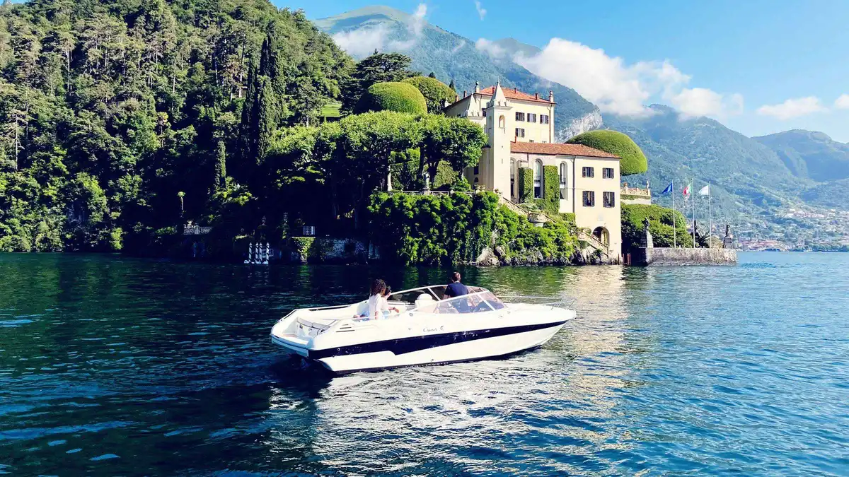 Cranchi motorboat on a private luxury boat tour of Lake Como near Bellagio
